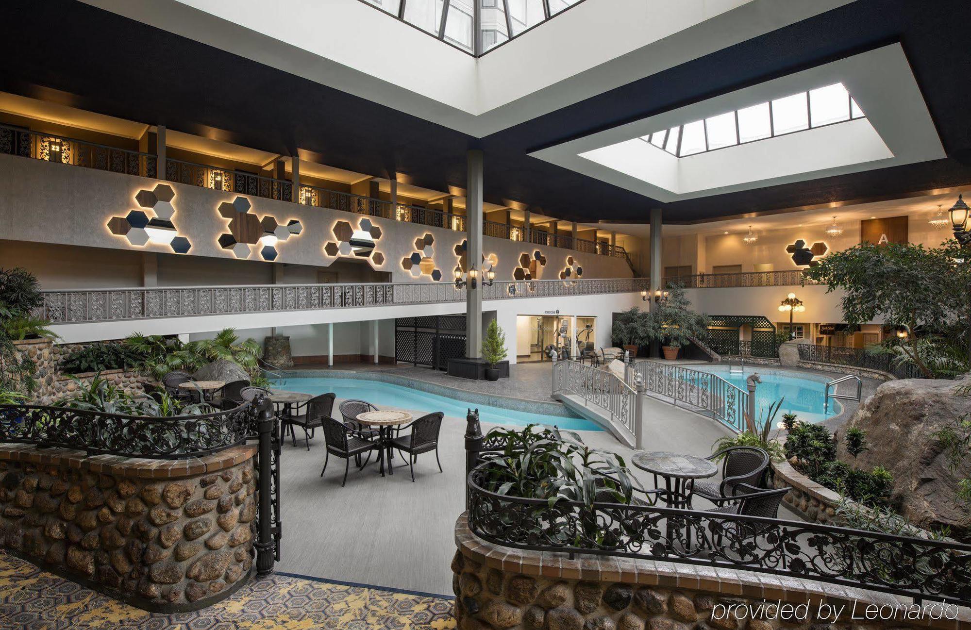 Saskatoon Inn & Conference Centre Exterior photo